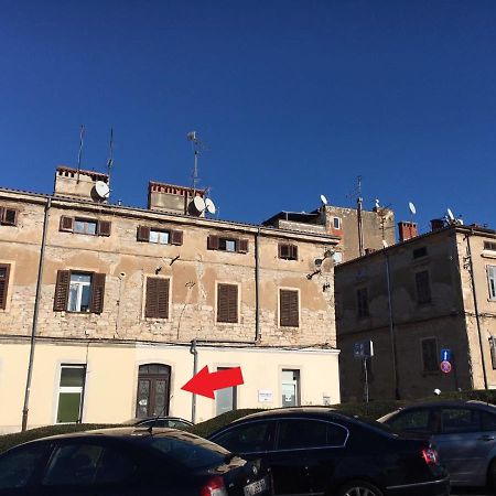 Apartments Flanaticus プーラ エクステリア 写真